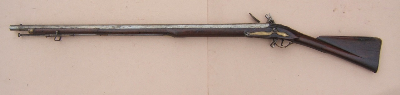 A VERY GOOD & RARE COMMERCIALLY MANUFACTURED FRENCH & INDIAN/AMERICAN REVOLUTIONARY WAR PERIOD FIRST MODEL/LONGLAND PATTERN 1756 ROYAL ARTILLERY BROWN BESS CARBINE, ca. 1760 view 2