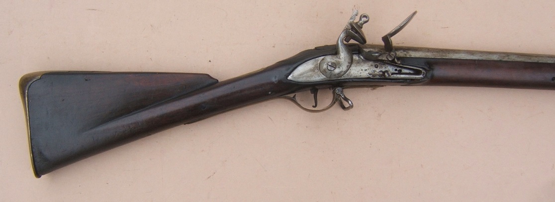 A VERY GOOD & RARE COMMERCIALLY MANUFACTURED FRENCH & INDIAN/AMERICAN REVOLUTIONARY WAR PERIOD FIRST MODEL/LONGLAND PATTERN 1756 ROYAL ARTILLERY BROWN BESS CARBINE, ca. 1760 view 3