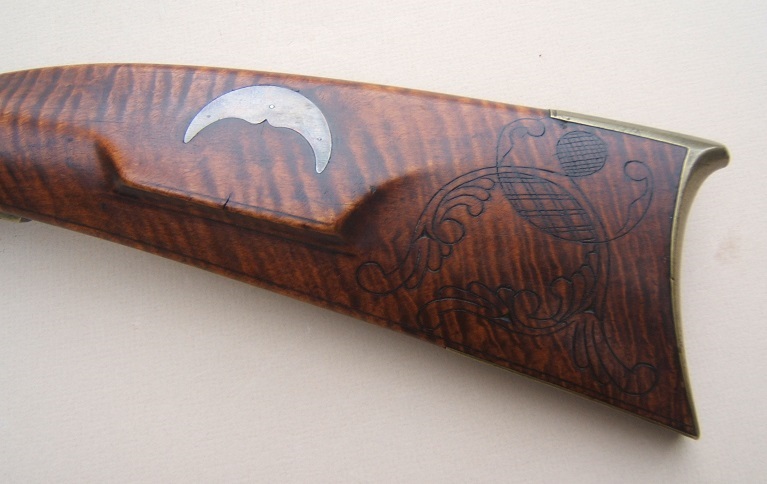 A VERY FINE QUALITY GOLDEN AGE PERIOD FLINTLOCK PENNSYLVANIA/KENTUCKY RIFLE, BY 