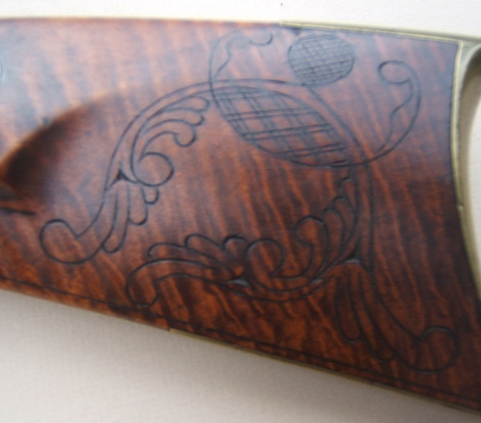 A VERY FINE QUALITY GOLDEN AGE PERIOD FLINTLOCK PENNSYLVANIA/KENTUCKY RIFLE, BY 