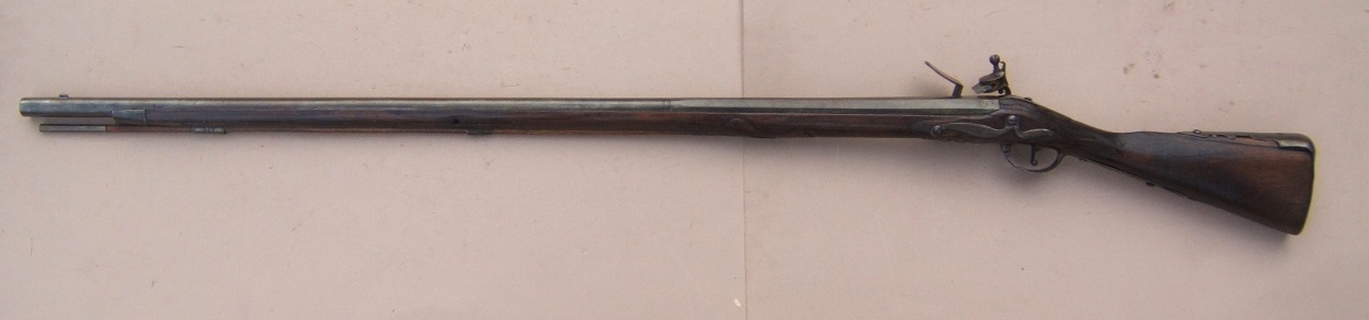 A VERY FINE & EARLY COLONIAL/AMERICAN REVOLUTIONARY WAR PERIOD DUTCH MUSKET, ca. 1710-1720 view 2