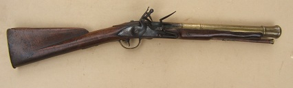 A VERY GOOD REVOLUTIONARY WAR PERIOD ENGLISH BRASS BARREL FLINTLOCK SEA SERVICE/NAVAL TYPE BLUNDERBUSS, ca. 1770 view 1