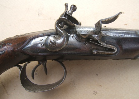 A VERY GOOD REVOLUTIONARY WAR PERIOD FRENCH DOUBLE BARREL FLINTLOCK OFFICER'S PISTOL, ca. 1760 view 3