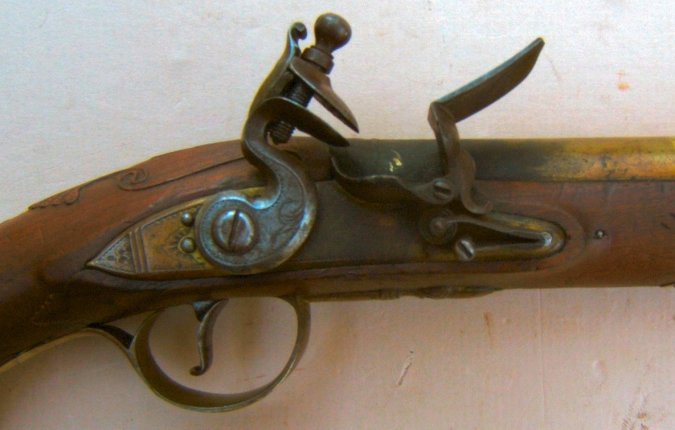 A VERY RARE REVOLUTIONARY WAR PERIOD BRASS BARREL BLUNDERBUSS OFFICER'S PISTOL by BATEMAN, ca. 1770s view 3