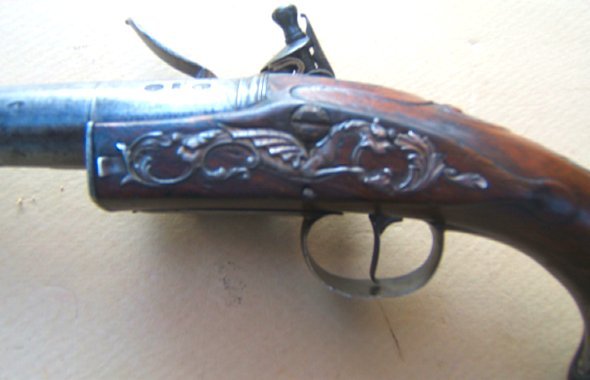 A VERY FINE PAIR OF FRENCH & INDIAN/REVOLUTIONARY WAR PERIOD SILVER MOUNTED QUEEN ANN TURN-OFF OFFICER'S PISTOLS BY DAVID COLLUMBELL ca. 1750 view 3