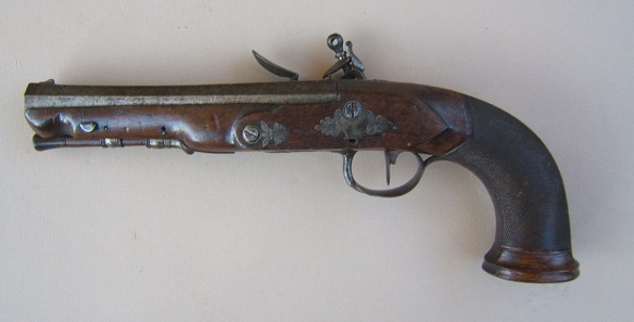 A FINE FRENCH EMPIRE/NAPOLEONIC PERIOD RIFLED FLINTLOCK OFFICER'S PISTOL, ca. 1810 view 2