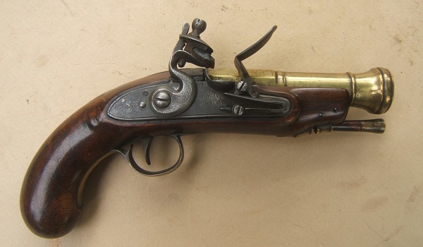 A FINE NAPOLEONIC WAR PERIOD BRASS BARREL FLINTLOCK BLUNDERBUSS (NAVAL-OFFICERS) PISTOL, BY HENRY NOCK, ca. 1810s view 1