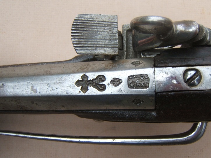 A MID-18th CENTURY SPANISH/SPANISH-COLONIAL MIQUELET OFFICERS LARGE/MUSKET-BORE BELT PISTOL, ca. 1770 view 4