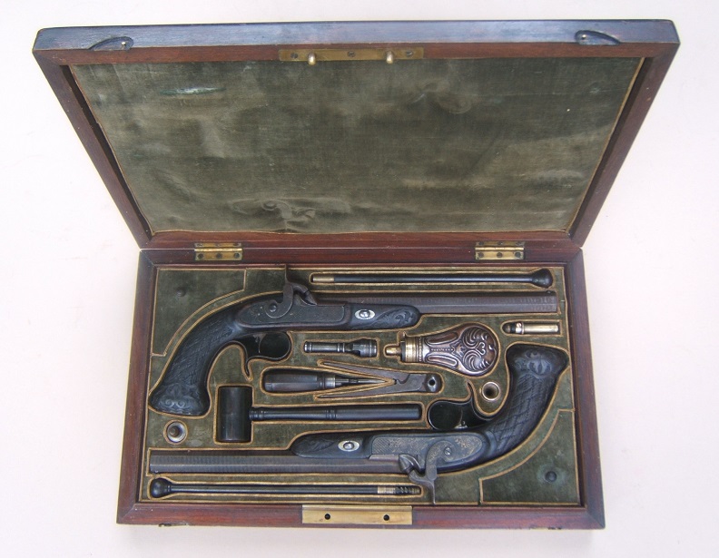  A VERY GOOD & EARLY CASED PAIR OF CONTINENTAL PERCUSSION TARGET PISTOLS, ca. 1850 view 2