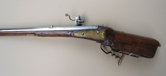 A FINE LATE 17TH/EARLY 18TH CENTURY GERMAN WHEELOCK SPORTING RIFLE, ca. 1690-1710 view 2