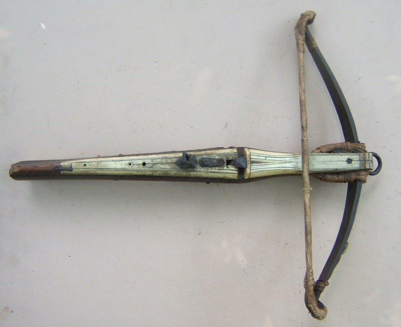 A VERY GOOD 16TH CENTURY GERMAN (SAXON) STAGHORN INLAYED CROSSBOW, ca. 1575 view 1