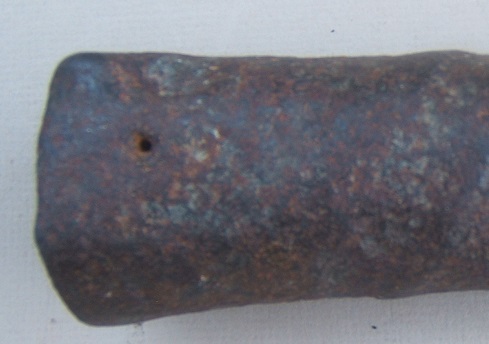 A VERY EARLY NORTHERN ITALIAN 14th/15th CENTURY VASE-TYPE IRON HAND-CANNON, ca. 1425 view 4