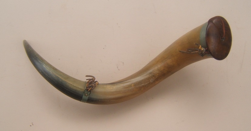 A VERY GOOD LATE 19th/EARLY 20TH  CENTURY RUSSIAN/SCANDINAVIAN DRINKING HORN, ca. 1890 view 1