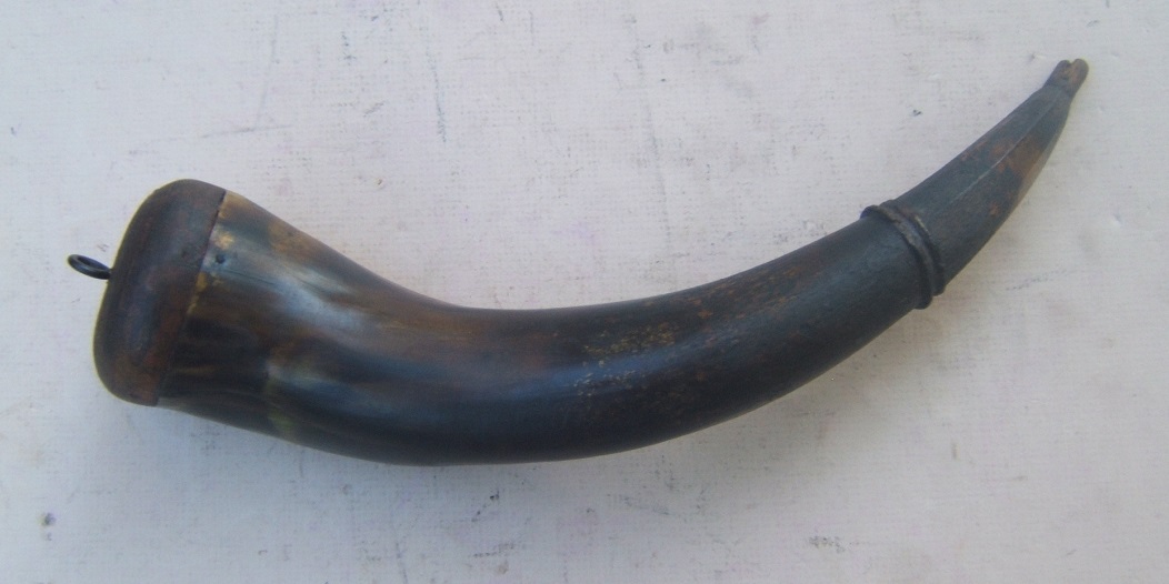  A VERY GOOD & RARE FRENCH & INDIAN/AMERICAN REVOLUTIONARY WAR PERIOD AMERICAN SOLDIER-INSCRIBED & I'D (THEODOSE LaMOUTTE) POWDER HORN, ca. 1760 view 2