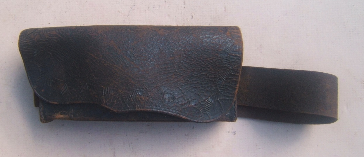  A VERY GOOD AMERICAN-MADE REVOLUTIONARY WAR PERIOD AMERICAN SOLDIER'S WAIST-TYPE CARTRIDGE BOX w/ ITS ORIGINAL LEATHER WAIST-BELT, ca. 1770s view 1