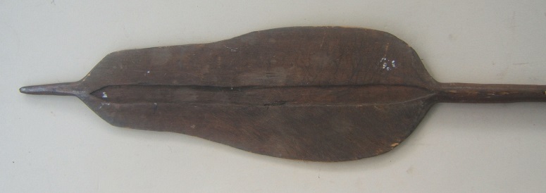 A FINE & ORIGINAL 18th/19th CENTURY SOUTH PACIFIC (NEW GUINEA) PADDLE-FORM WOODEN WAR CLUB, ca. 1750-1800 view2