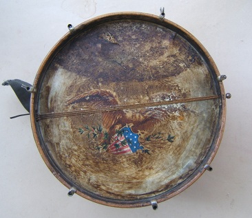 A VERY GOOD+ LATE CIVIL WAR/INDIAN WAR PERIOD SNARE DRUM w/ PAINTED HERALDIC EAGLE & SHIP DECORATION, ca. 1865 view1