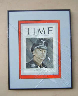 A GOOD FRAMED TIME MAGAZINE: HENRICH HIMMLER, dtd. 1939 view 1