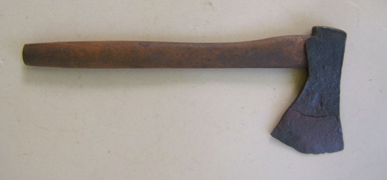 A VERY GOOD & EARLY COLONIAL PERIOD SOLDIER'S BELT-AXE TOMAHAWK, ca. 1650-1720 view 2