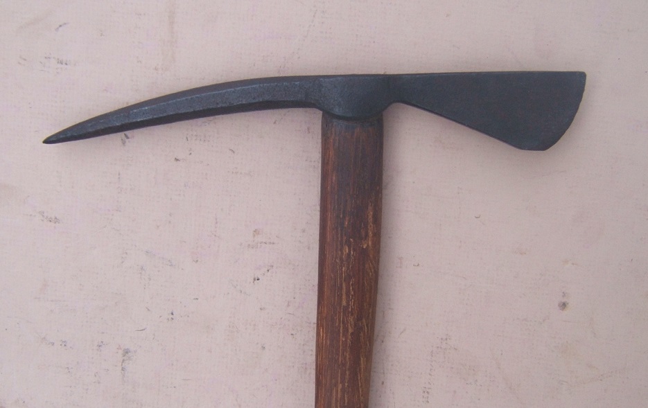 A VERY GOOD & SCARCE FRENCH & INDIAN/AMERICAN REVOLUTIONARY WAR PERIOD SPIKE TOMAHAWK, ca. 1750 view 4