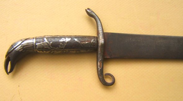 A VERY GOOD & UNUSUAL EARLY MEXICAN SILVER-INLAYED HILT SABER/CUTLASS, ca. 1840 view 3