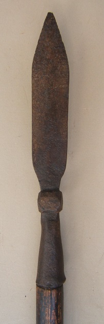 A VERY GOOD REVOLUTIONARY PERIOD AMERICAN TRENCH SPEAR/PIKE, ca. 1770 view 2