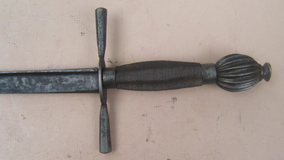 A VERY GOOD LATE VICTORIAN/EDWARDIAN PERIOD COPY OF A GERMAN 16TH CENTURY KNIGHTLY DAGGER, ca. 1550/1920  front