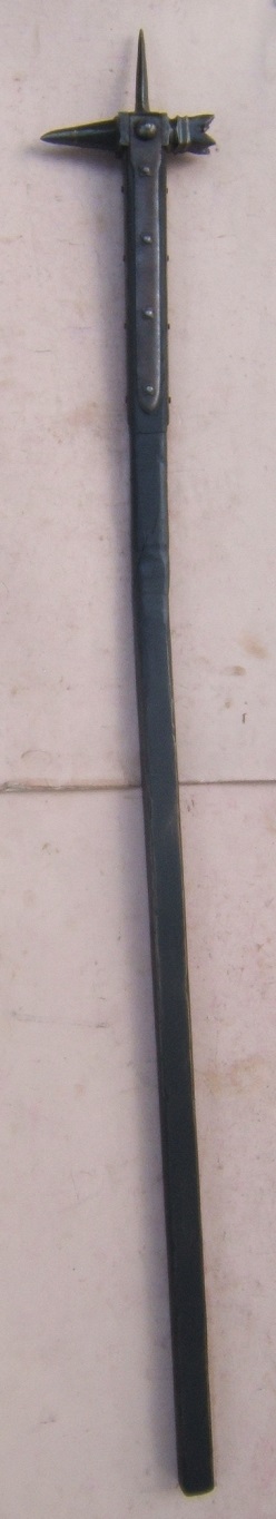 A FINE 19TH CENTURY ARMOURER'S COPY OF A 16TH CENTURY (SWISS/GERMAN) LUCERNE HAMMER, ca. 1880 front