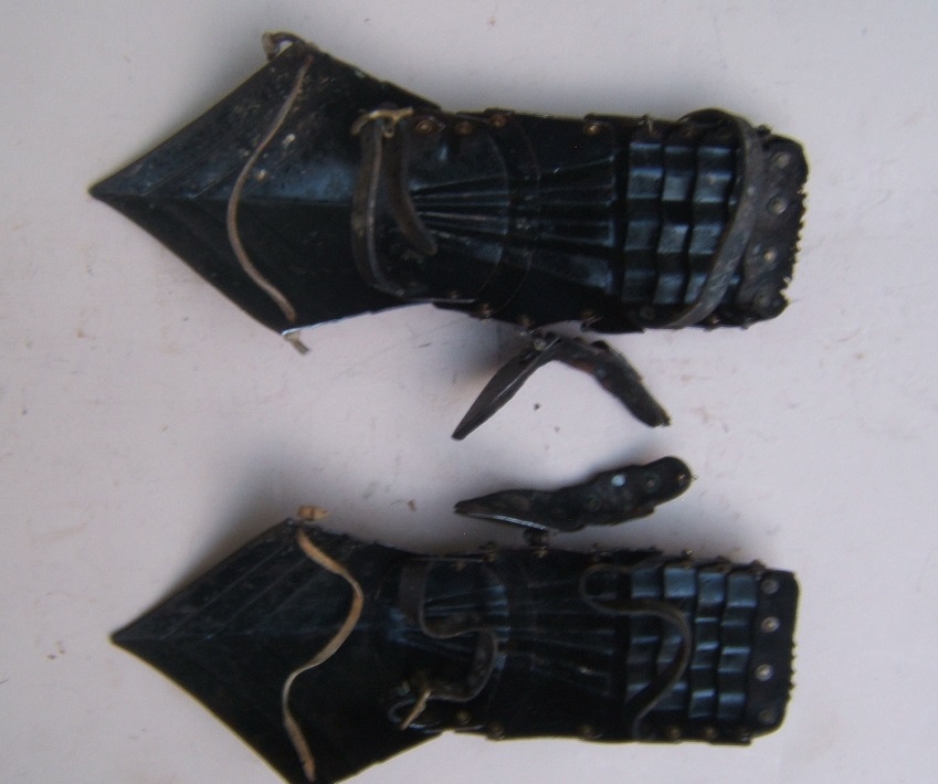 A VERY FINE VICTORIAN/EDWARDIAN ERA ARMOURERS COPY OF A PAIR OF MID-16TH CENTURY 