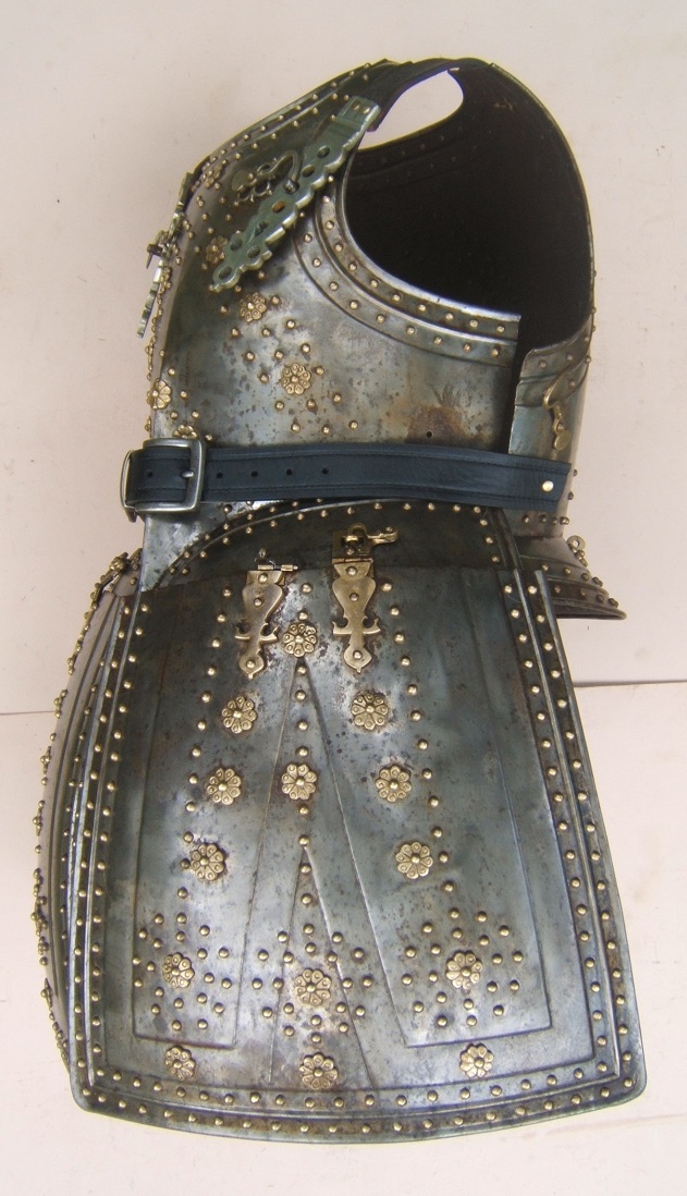 A FINE VICTORIAN PERIOD/EARLY 20TH CENTURY COPY OF A 17TH CENTURY ENGLISH CIVIL WAR PERIOD PIKEMAN'S ARMOUR, ca. 1640/1930