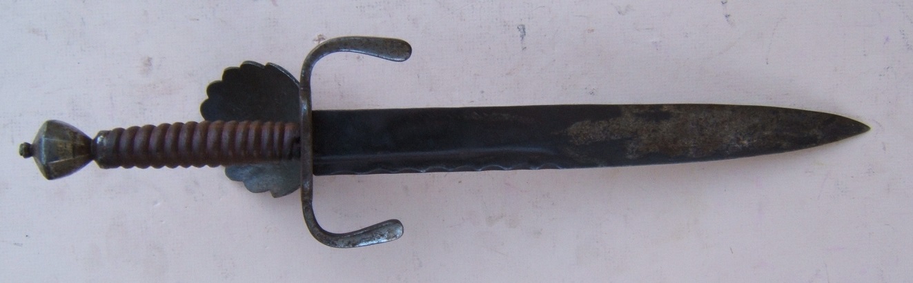 A VICTORIAN PERIOD COPY OF A GERMAN MID-16TH CENTURY MAIN-GAUCHE/LEFT-HAND DAGGER, ca. 1920 front