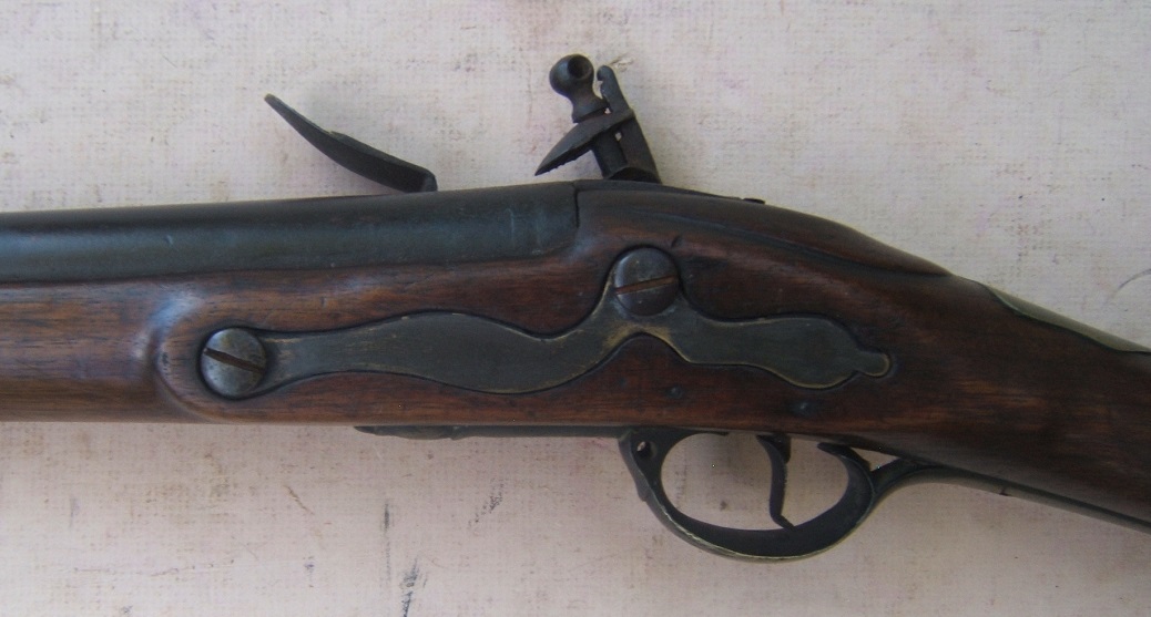 A VERY GOOD (AMERICAN CAPTURED/USED) AMERICAN REVOLUTIONARY WAR PRODUCTION (P. 1777) SECOND MODEL/SHORTLAND PATTERN BROWN BESS MUSKET, ca. 1778 view 4