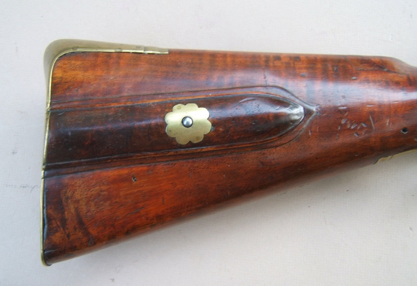 A FINE QUALITY COLONIAL PERIOD BRASS MOUNTED GERMANIC FLINTLOCK 
