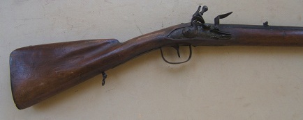 A VERY GOOD EARLY COLONIAL PERIOD FRENCH FLINTLOCK MUSKET/TRADE-FUSIL, ca. 1715 view 1