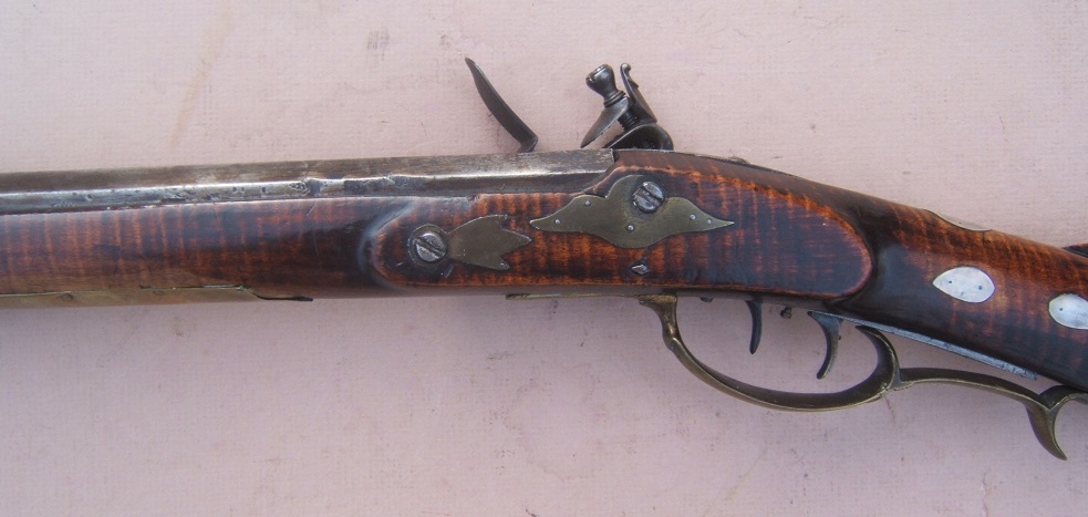 A VERY FINE QUALITY SILVER INLAYED FLINTLOCK PENNSYLVANIA/KENTUCKY RIFLE, BY 