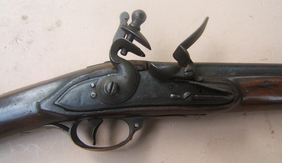 A VERY GOOD I.D. MAKER SIGNED AMERICAN REVOLUTIONARY WAR PERIOD AMERICAN-MADE MUSKET, ca. 1770s view 3