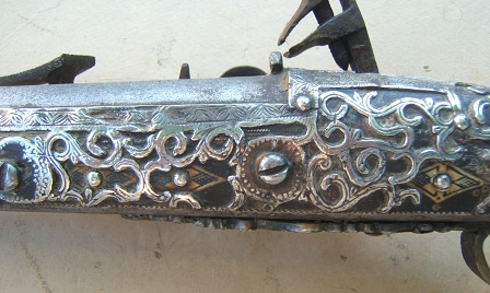 A VERY GOOD UNTOUCHED 19th CENTURY NORTH AFRICAN SILVER MOUNTED (MOROCCAN) SNAPHAUNCE KABYLE 