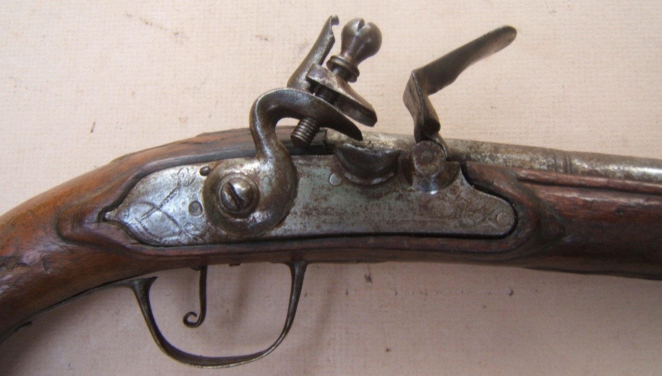 AN EARLY & RARE 17TH CENTURY FRENCH/FRENCH COLONIAL? FLINTLOCK OFFICER’S CAVALRY/HORSE PISTOL, ca. 1670 view 3