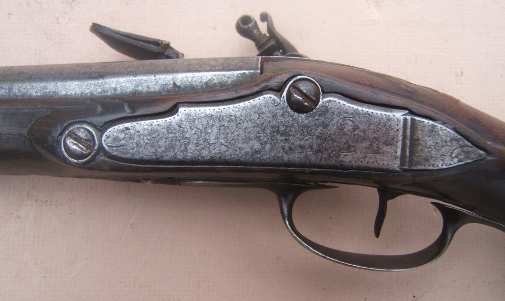 A VERY LONG & EARLY 18th CENTURY FRENCH MILITARY FLINTLOCK OFFICER’S HOLSTER/HORSE PISTOL, ca. 1720 view 4
