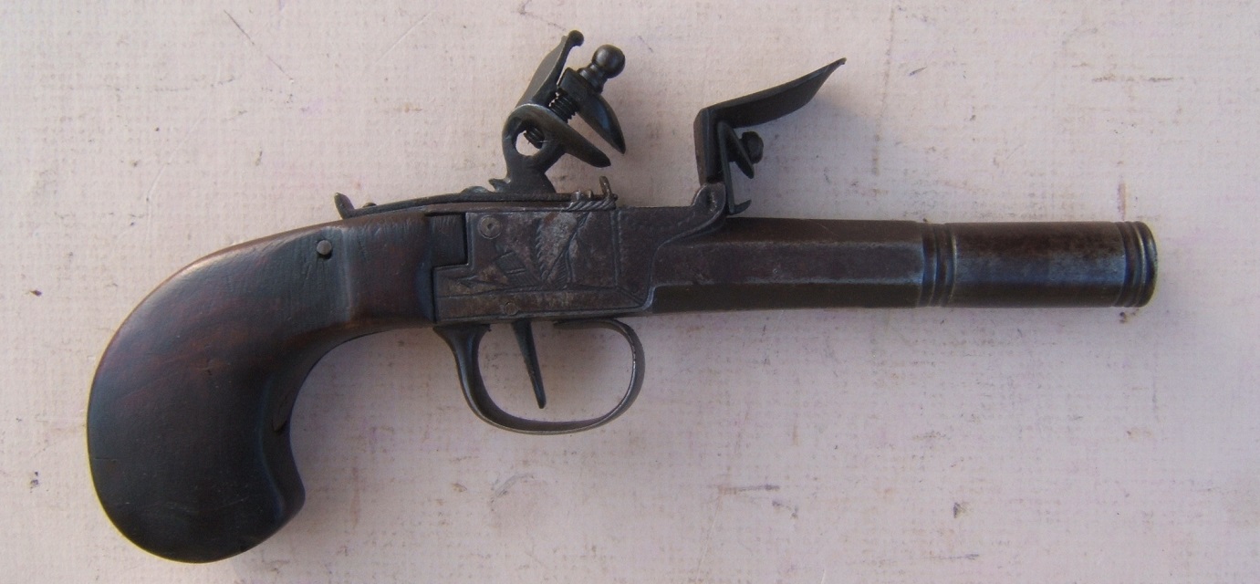 A VERY GOOD EARLY 19TH CENTURY CONTINENTAL (BELGIAN) EMPIRE STYLE BOXLOCK FLINTLOCK TRAVELLING PISTOL, ca. 1810s view 1