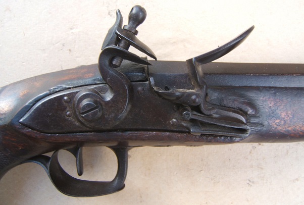 A FINE FRENCH EMPIRE/NAPOLEONIC PERIOD RIFLED “MUSKET-BORE” FLINTLOCK OFFICER'S PISTOL, ca. 1810 view 3