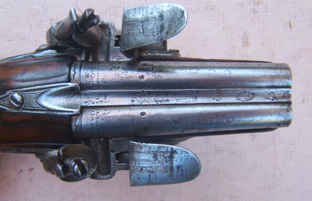 A VERY FINE & SCARCE AMERICAN REVOLUTIONARY WAR PERIOD FRENCH DOUBLE BARREL FLINTLOCK OFFICER'S/BELT PISTOL, ca. 1750 view 4