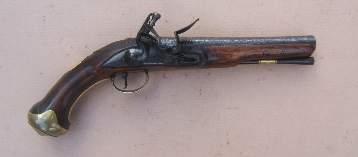 A VERY FINE & EARLY BRASS-MOUNTED COLONIAL PERIOD ENGLISH FLINTLOCK OFFICER’S PISTOL, BY “FREEMAN”, ca. 1740 view 1