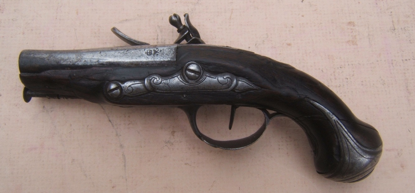 A VERY GOOD FRENCH & INDIAN/AMERICAN REVOLUTIONARY WAR PERIOD FRENCH FLINTLOCK GREATCOAT PISTOL, ca. 1750-1770 view 2