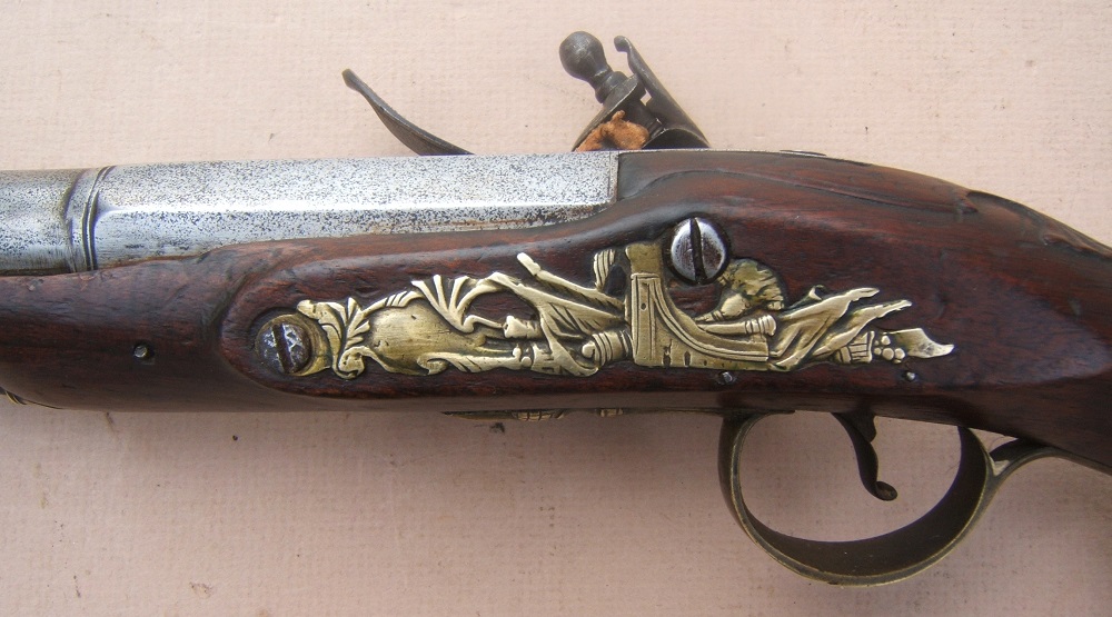 A VERY GOOD FRENCH & INDIAN/AMERICAN REVOLUTIONARY WAR PERIOD ENGLISH FLINTLOCK OFFICERS BLUNDERBUSS HOLSTER PISTOL BY JOYNER, ca. 1760 view 4