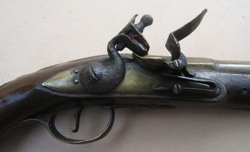 A VERY GOOD ATTIC UNTOUCHED BRASS LOCK & BRASS CANNON-BARREL REVOLUTIONARY WAR PERIOD NAVAL-TYPE FLINTLOCK OFFICER'S PISTOL, by RIMES, ca. 1780 view 3