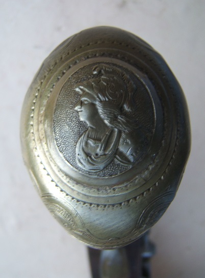 AN EARLY & FINE FRENCH FLINTLOCK OFFICERS HOLSTER/HORSE PISTOL, ca. 1720 view 5