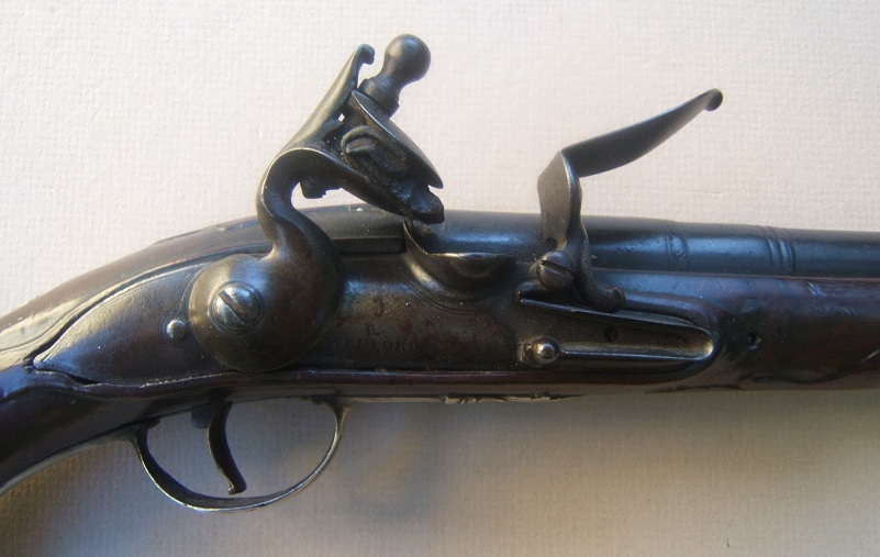 A VERY FINE & EARLY 18th CENTURY SILVER MOUNTED EARLY GEORGIAN COLONIAL PERIOD ENGLISH FLINTLOCK OFFICER’S/HOLSTER PISTOL, BY RICHARD WELFORD, ca. 1715 view 3