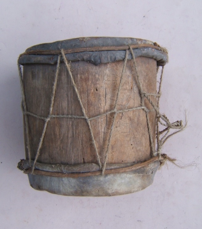 A VERY RARE EARLY/MID 19TH CENTURY AMERICAN PLAINS INDIAN (SIOUX) WAR DRUM, ca. 1840 view 1