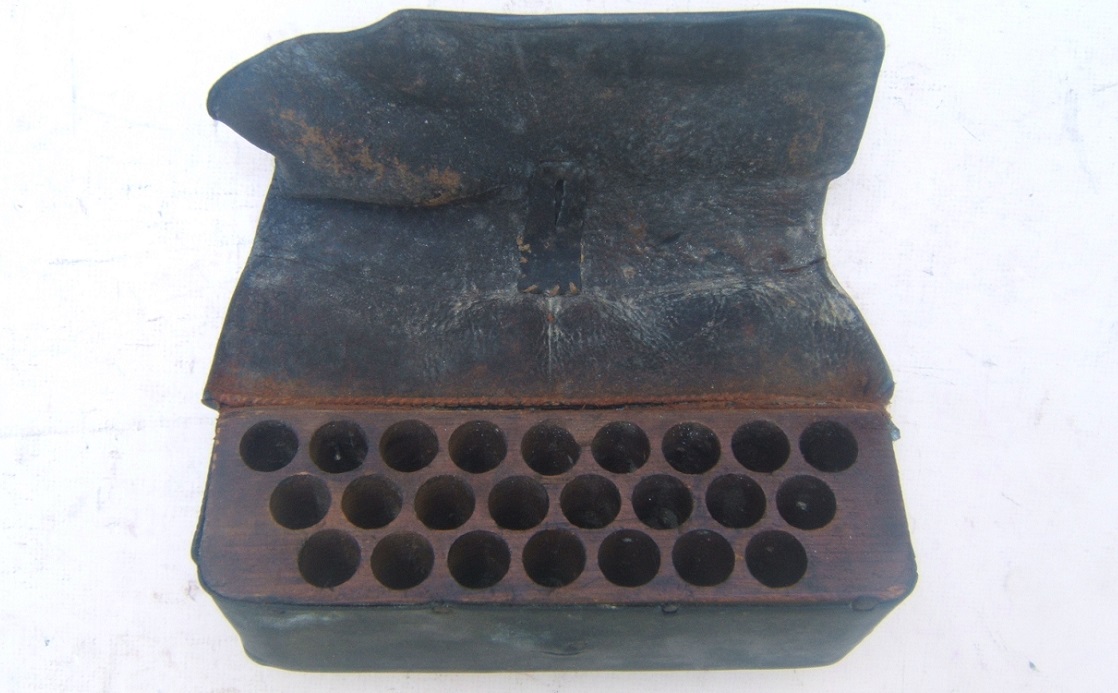 A VERY GOOD AMERICAN REVOLUTIONARY WAR PERIOD AMERICAN SOLDIER'S CARTRIDGE BOX, ca. 1770s (Ex. George C. Neumann Collection) view 5